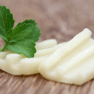 Natural chewing gum as an alternative to oil pulling for fresh breath and oral hygiene.