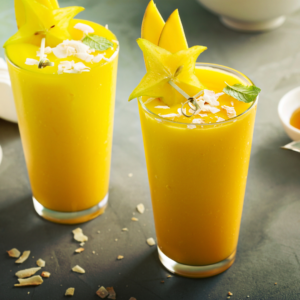Mango smoothies with turmeric for a refreshing morning drink